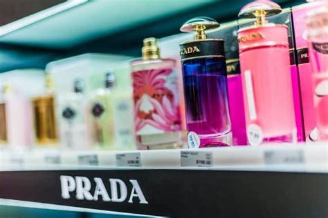 what does prada sell.